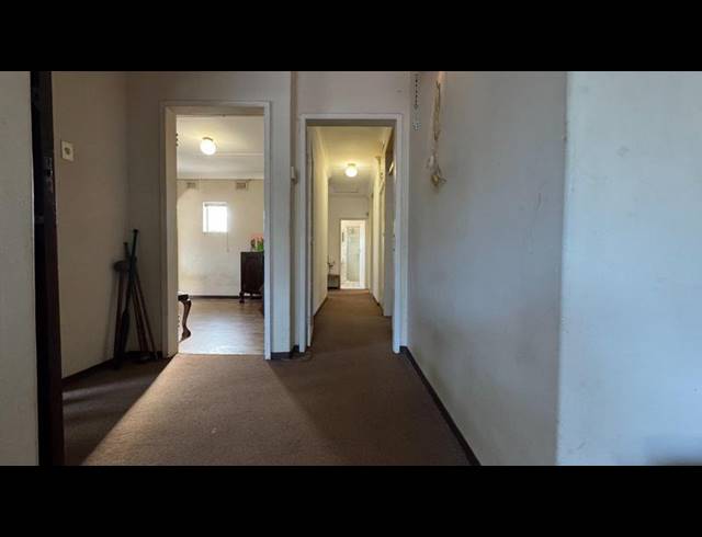 3 BEDROOM HOUSE FOR SALE IN OVERPORT